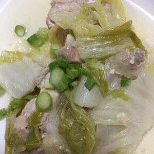 鶏肉と白菜煮込み